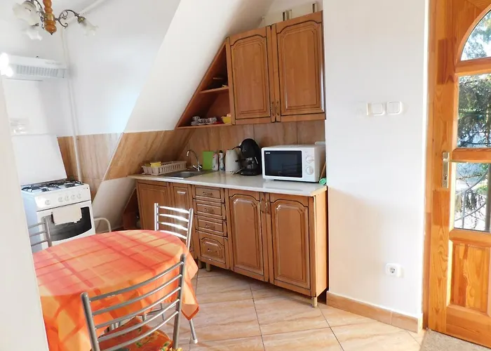 Szamoca Vendeghaz 3*